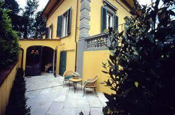 Villa Le Magnolie Montecatini-Terme Esterno foto